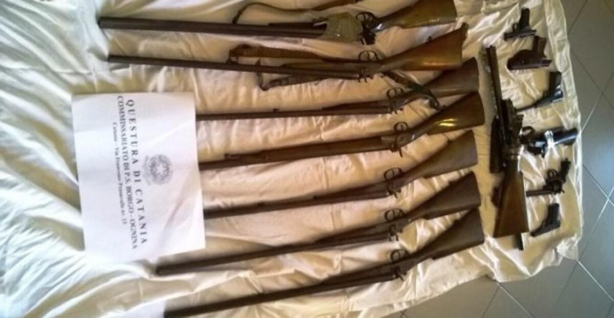 CATANIA: Ereditano armi da familiari defunti ma non le denunciano, indagate due persone - 