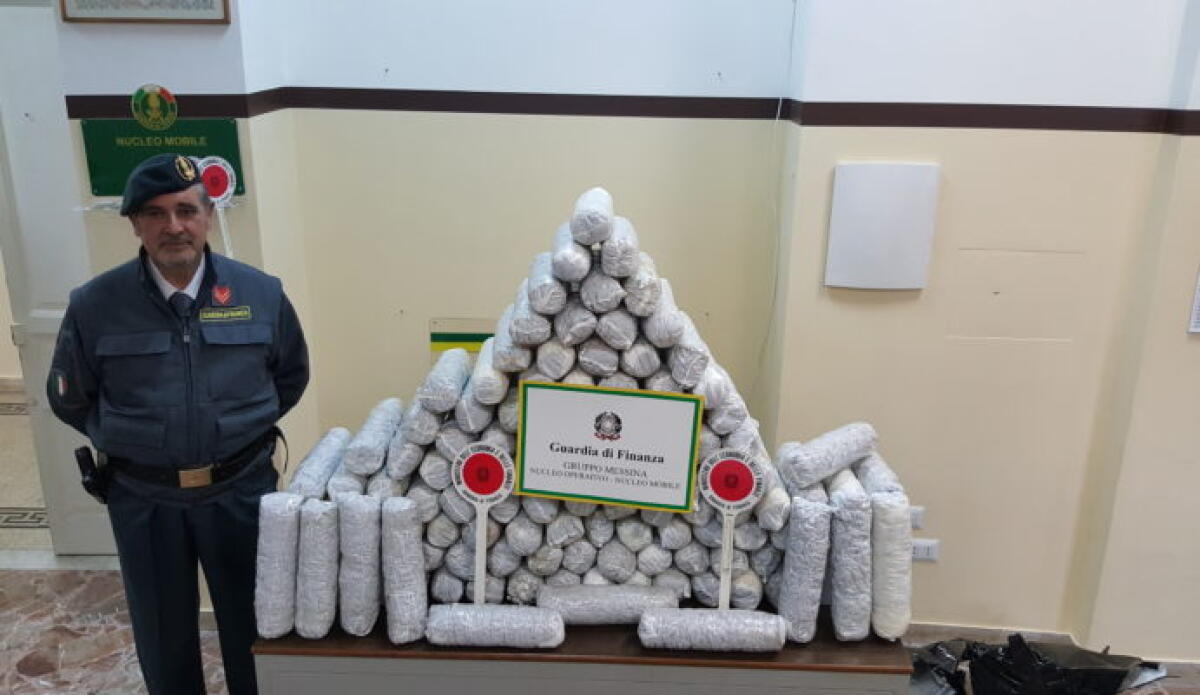 MESSINA: Beccato corriere sul traghetto con 56 Kg di droga - 