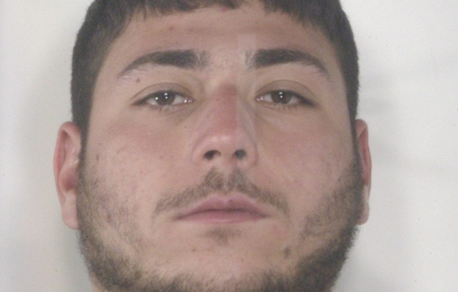 ADRANO: In auto con 200 grammi di cocaina, 3 arrestati