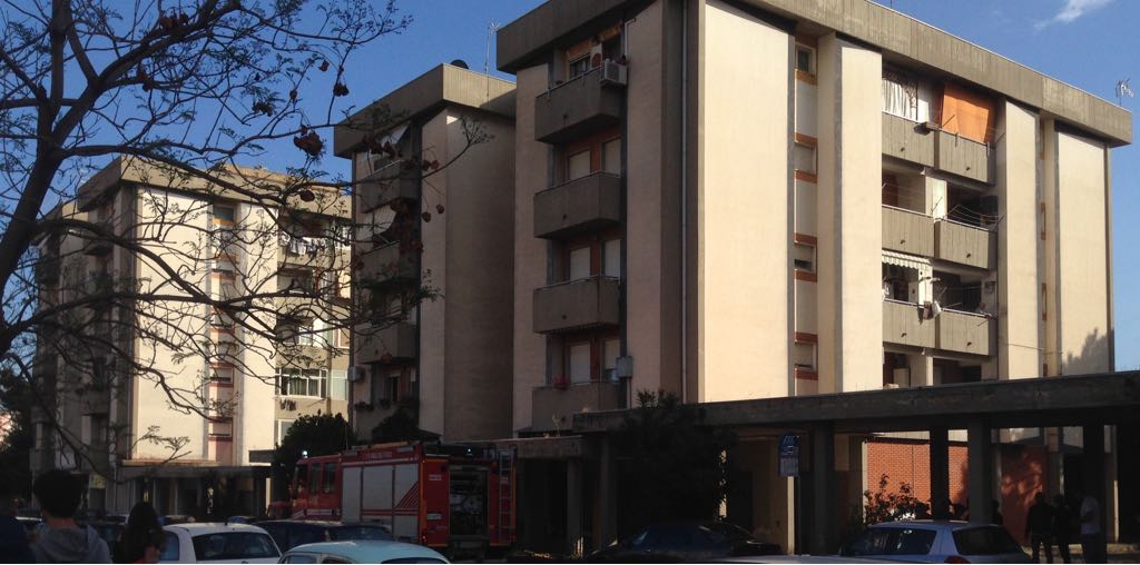 PATERNO': CITTADINO TIENE IN ANSIA UN QUARTIERE, PAURA IN VIALE DE PLATANI
