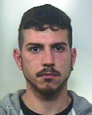 BIANCAVILLA: Evade dai domiciliari, arrestato