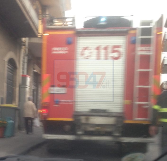 PATERNO': SFIORATA TRAGEDIA ALLE "PALME"