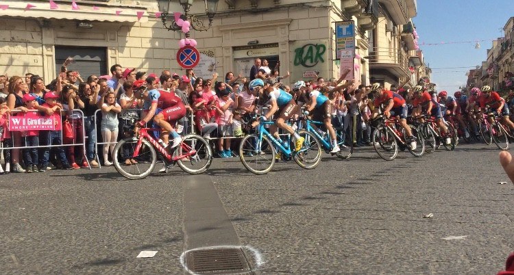 Giro d'Italia a Paternò: le vostre immagini