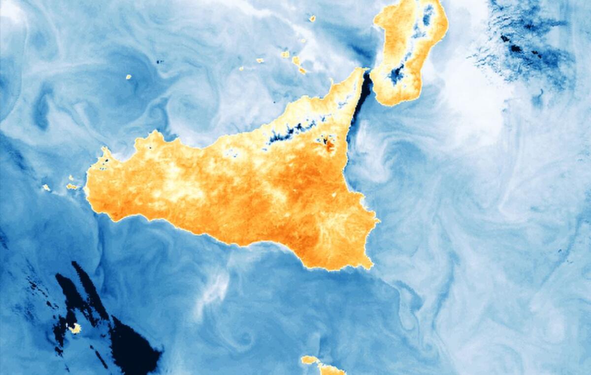 Sicilia ed Etna visti dallo spazio: le prime immagini di Sentinel 3B - 