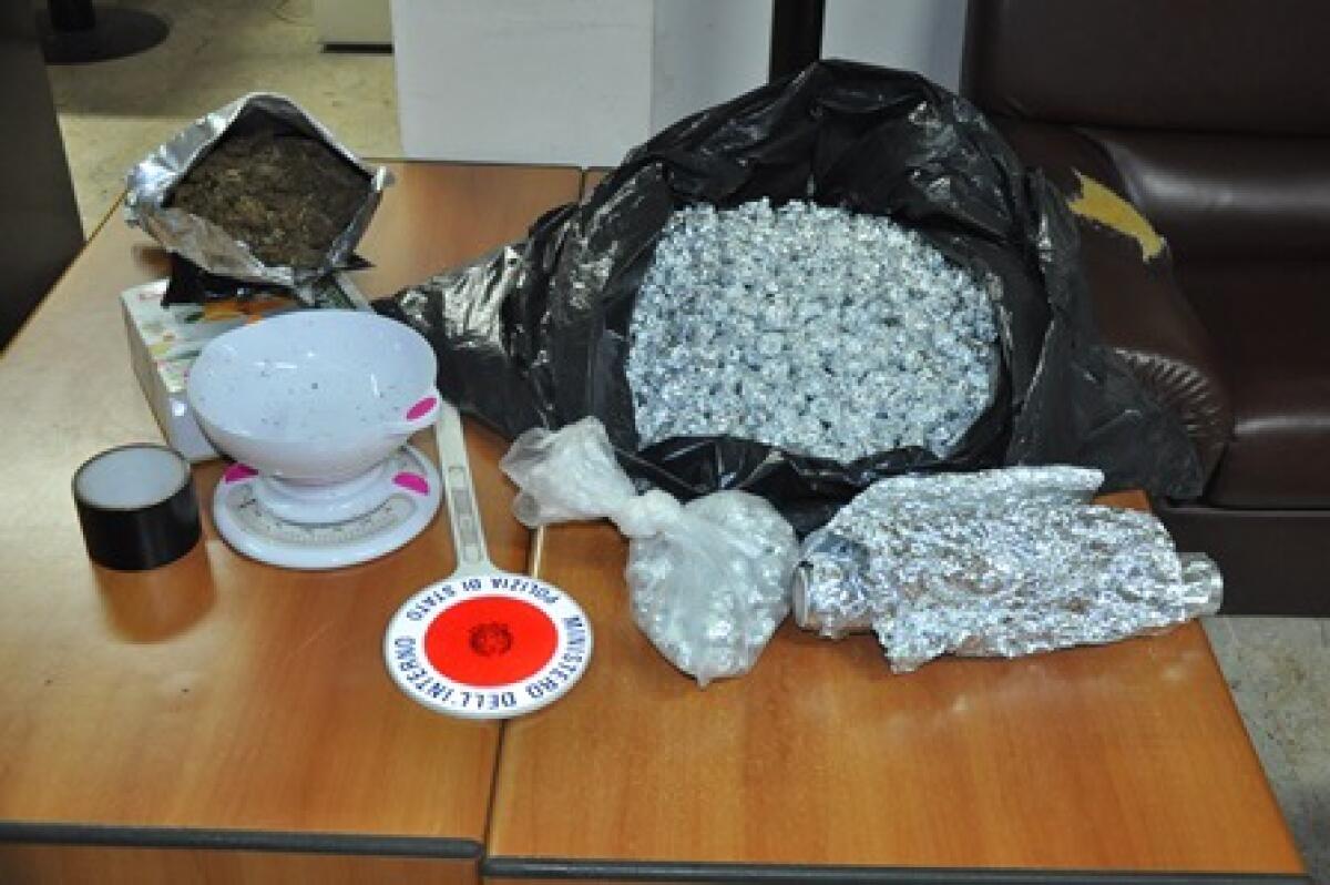 ADRANO: Due chili di “erba” nel garage, due arresti - 