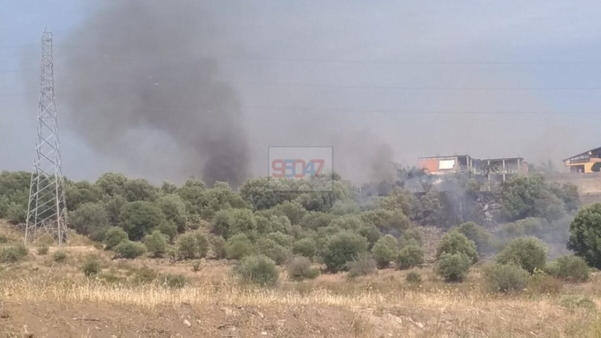 PATERNO': Ennesimo incendio di sterpaglie - 