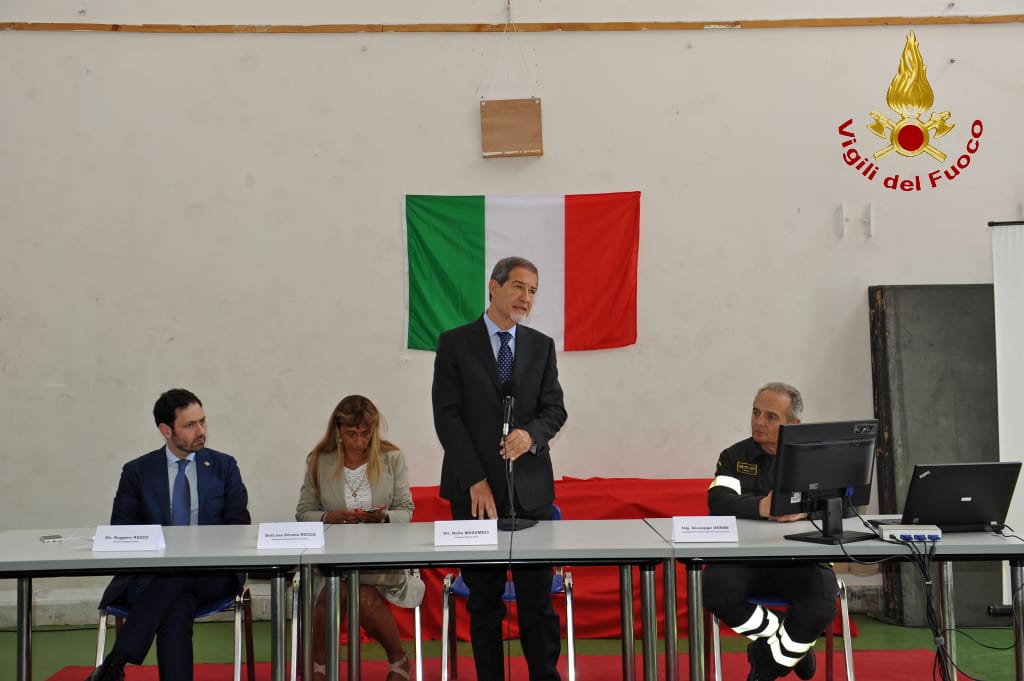 CATANIA: il Governatore Nello Musumeci in visita al Comando provinciale dei Vigili del fuoco - FOTO