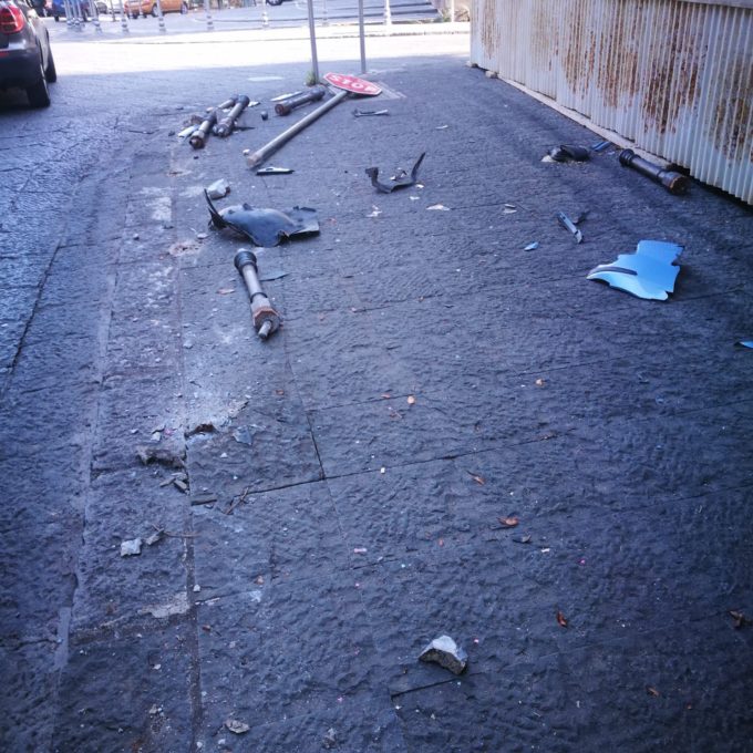 PATERNO': INCIDENTE "MISTERIOSO" IN VIA SANTA CATERINA - LE FOTO