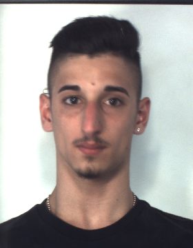 CATANIA: Supermarket cittadino della droga, ventisette arresti