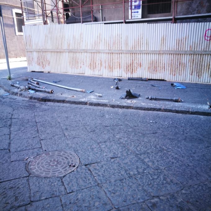 PATERNO': "MISTERIOSO" INCIDENTE, IN VIA SANTA CATERINA - LE FOTO