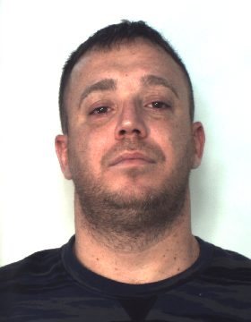 CATANIA: Supermarket cittadino della droga, ventisette arresti