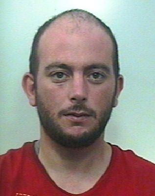 PATERNO': Assaltò a mano armata due supermercati, identificato ed arrestato