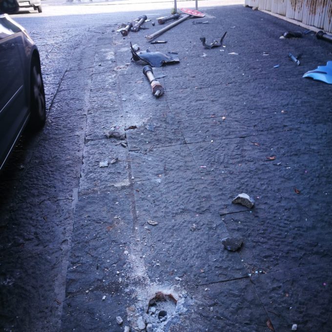 PATERNO': "MISTERIOSO" INCIDENTE, IN VIA SANTA CATERINA - LE FOTO