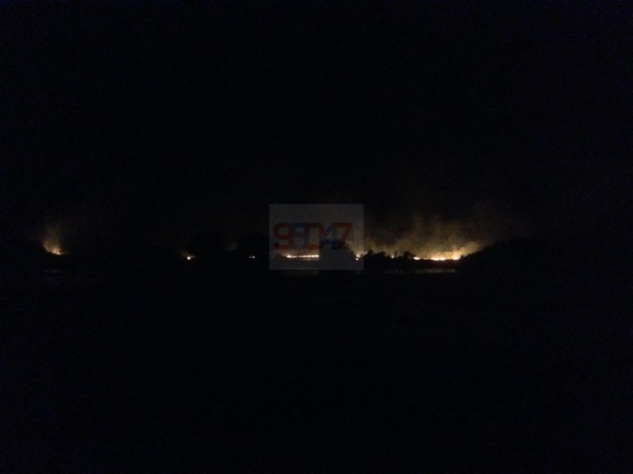 PATERNO': Vasto incendio sterpaglie alle Salinelle - (Foto e Video)