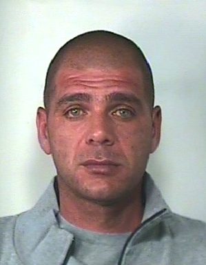 CATANIA: Supermarket cittadino della droga, ventisette arresti