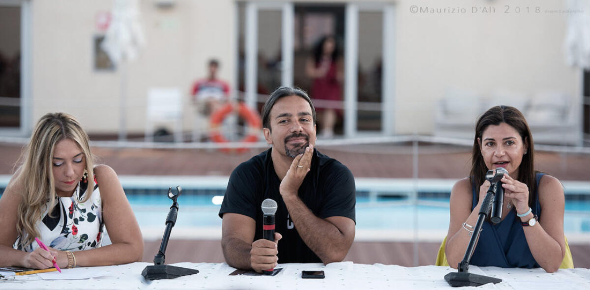 E’ stato  presentato giovedì il libro di Jairo Junior “Cross Cardio- l’origine”. - 