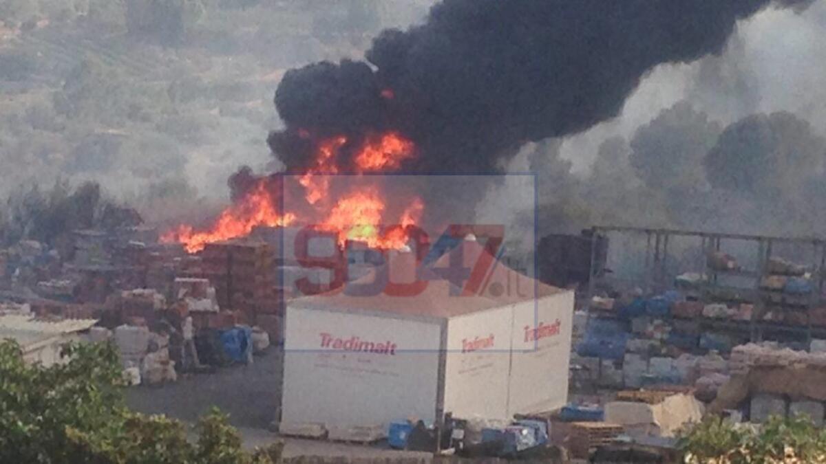 INCENDI A PATERNO’ E MOTTA S.ANASTASIA, ENORMI DANNI PER UN AZIENDA - 