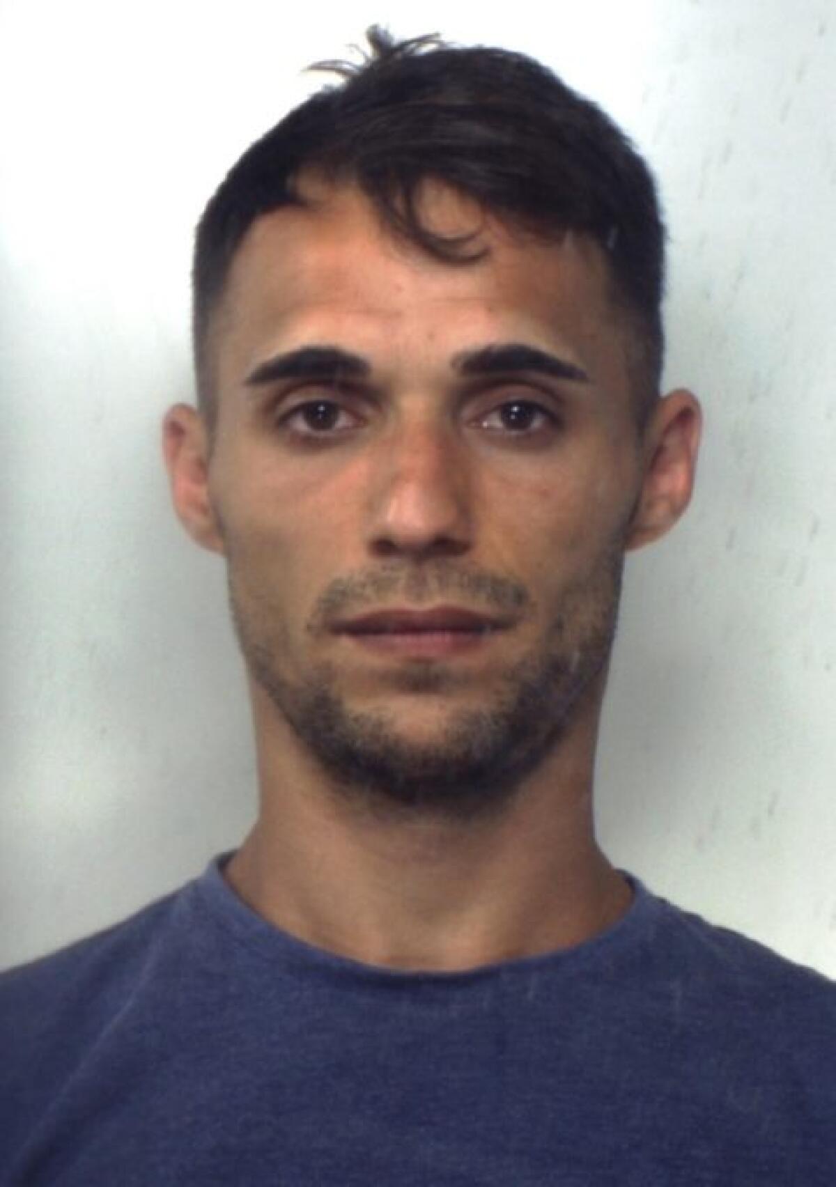 VIAGRANDE: Arrestato “topo” d’appartamento, conosceva le vittime e aspettava uscissero di casa - 