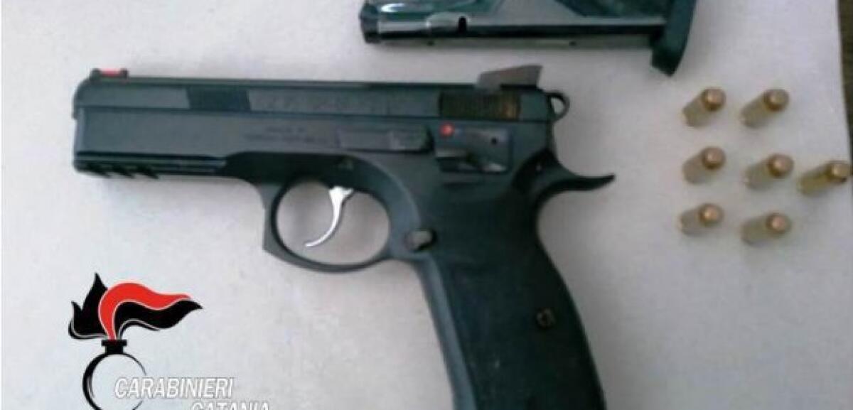 CATANIA: Sequestro di armi, trovate due pistole rubate - 
