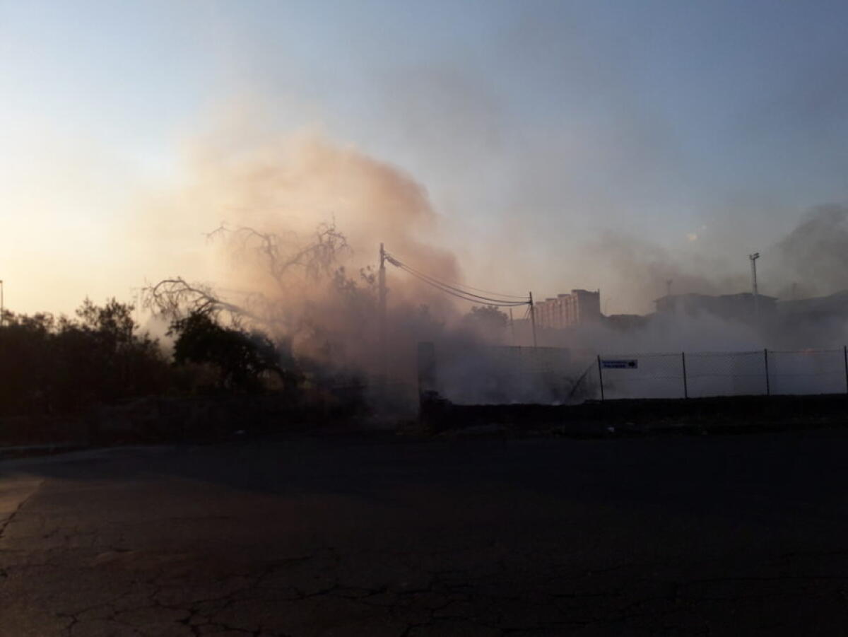 PATERNO': DOPPIO INTERVENTO DEI VIGILI DEL FUOCO - 