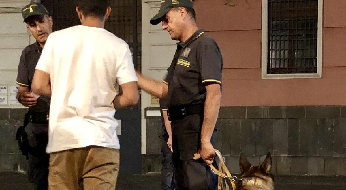 CATANIA: CONTROLLI AL PORTO 20 SEGNALATI E UN DENUNCIATO PER POSSESSO DI STUPEFACENTI - 