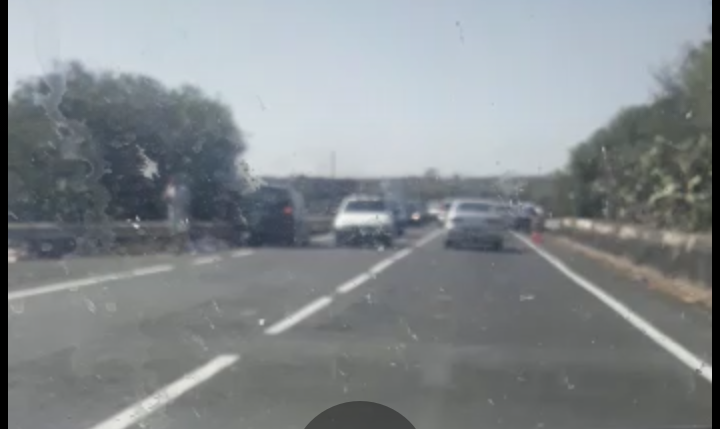 PATERNO': INCIDENTE NEI PRESSI DELLO SVINCOLO SCALILLI