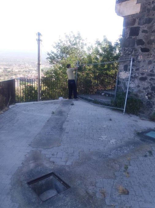 PATERNÒ BUCA NON SEGNALATA AL CASTELLO, BIMBA DI 10 ANNI SI FERISCE LIEVEMENTE