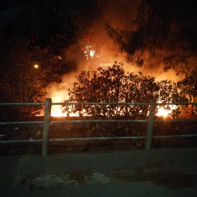 PATERNO': DOPPIO INTERVENTO DEI VIGILI DEL FUOCO IERI SERA