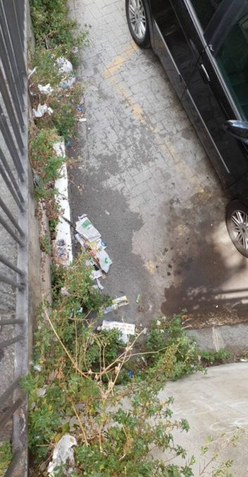 PATERNO': DISAGI PER LA RACCOLTA RIFIUTI, LE FOTO DEI NOSTRI LETTORI