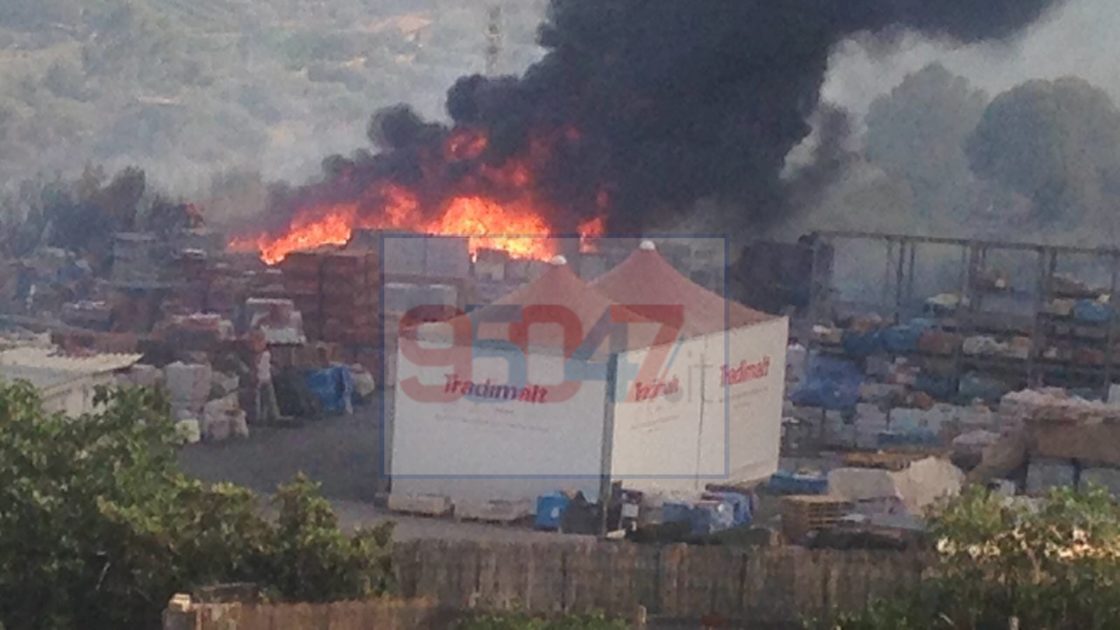 INCENDI A PATERNO’ E MOTTA S.ANASTASIA, ENORMI DANNI PER UN AZIENDA