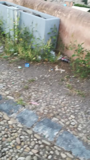 LA SEGNALAZIONE DI UN LETTORE: “IL DEGRADO DELLA COLLINA STORICA"