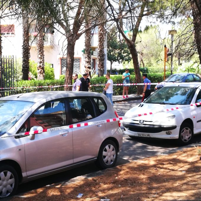 PATERNÒ: SPARANO CONTRO UN'AUTO PARCHEGGIATA