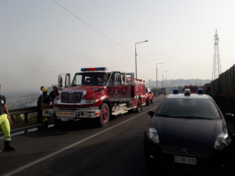 INCENDI A PATERNO' E MOTTA, ENORMI DANNI PER UN AZIENDA