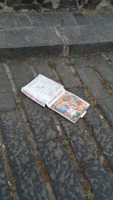 LA SEGNALAZIONE DI UN LETTORE: “IL DEGRADO DELLA COLLINA STORICA"