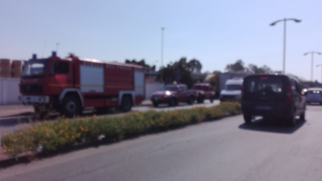 MISTERBIANCO: GRAVISSIMO INCIDENTE; SCOOTER SOTTO UN CAMION