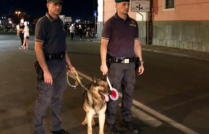 CATANIA: CONTROLLI AL PORTO 20 SEGNALATI E UN DENUNCIATO PER POSSESSO DI STUPEFACENTI