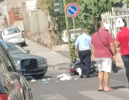 BIANCAVILLA: INCIDENTE AUTO-SCOOTER IN VIA CRISTOFORO COLOMBO - INTERVIENE L’ELISOCCORSO