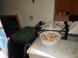 CATANIA: NEL LIDO SPORCIZIA E IRREGOLARITÀ - FOTO