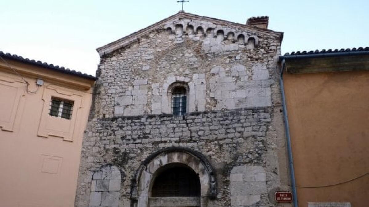 ROMA: SUORA AGGREDISCE PRETE - 