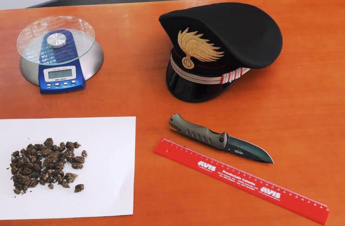 RADDUSA: OSPITE DELLO “SPRAR” TROVATO IN POSSESSO DI DROGA E UN COLTELLO - 