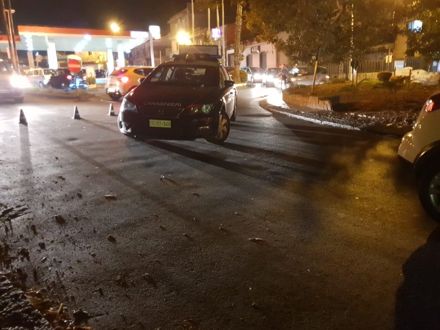 PATERNO': DUE PEDONI INVESTITI DA UNA VETTURA