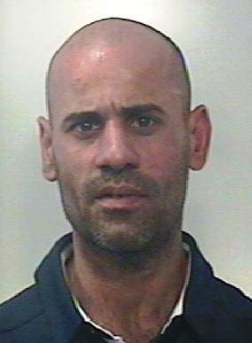 SAN PIETRO CLARENZA: NON LO FERMA NEANCHE IL BRACCIALETTO ELETTRONICO, REPLICANDO LE EVASIONI DAI DOMICILIARI, ARRESTATO