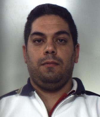 PEDARA: ESTORCE DENARO AD UN GIOVANE INSIEME A DUE COMPLICI, ARRESTATO