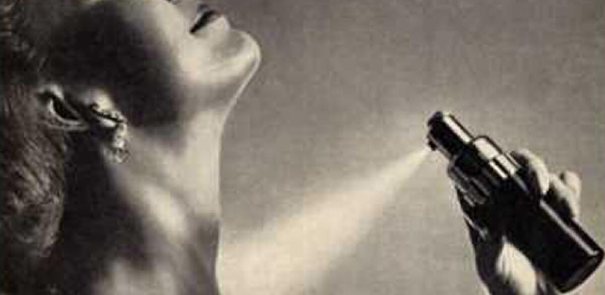 PATERNESE RUBA UN PROFUMO E LO NASCONDE NELLA BIANCHERIA INTIMA, ARRESTATA DALLA POLIZIA - 