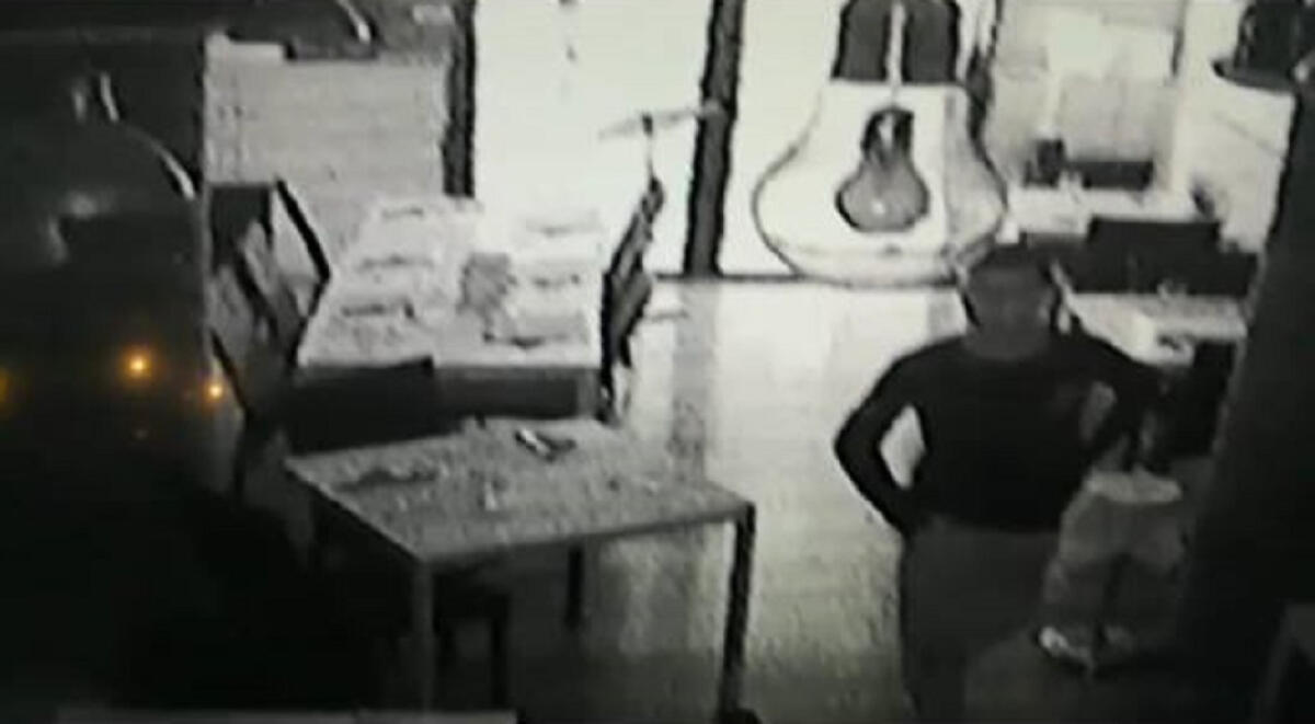 RUBANO NEL SUO LOCALE, IL RISTORATORE POSTA SU FACEBOOK LE FOTO DEL LADRO - 