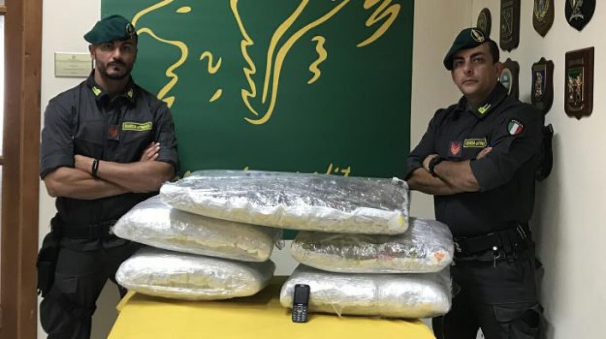 SEQUESTRATI 84 KG. DI MARIJUANA, ARRESTATO UN CITTADINO ALBANESE. - 