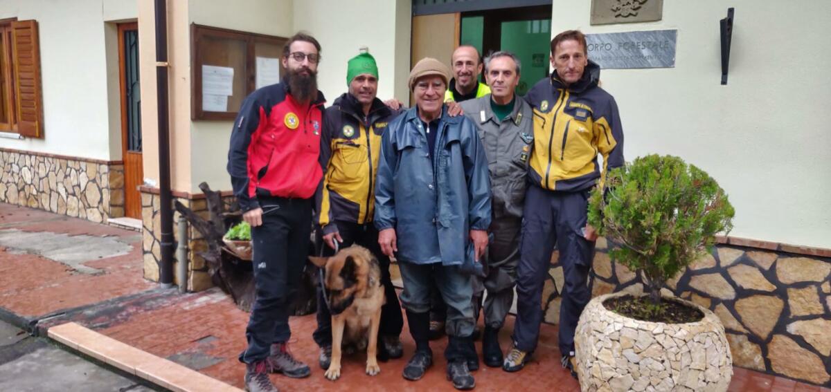 72 ENNE PATERNESE SI SMARRISCE SUI NEBRODI RITROVATO DOPO UNA NOTTE DI RICERCHE - 