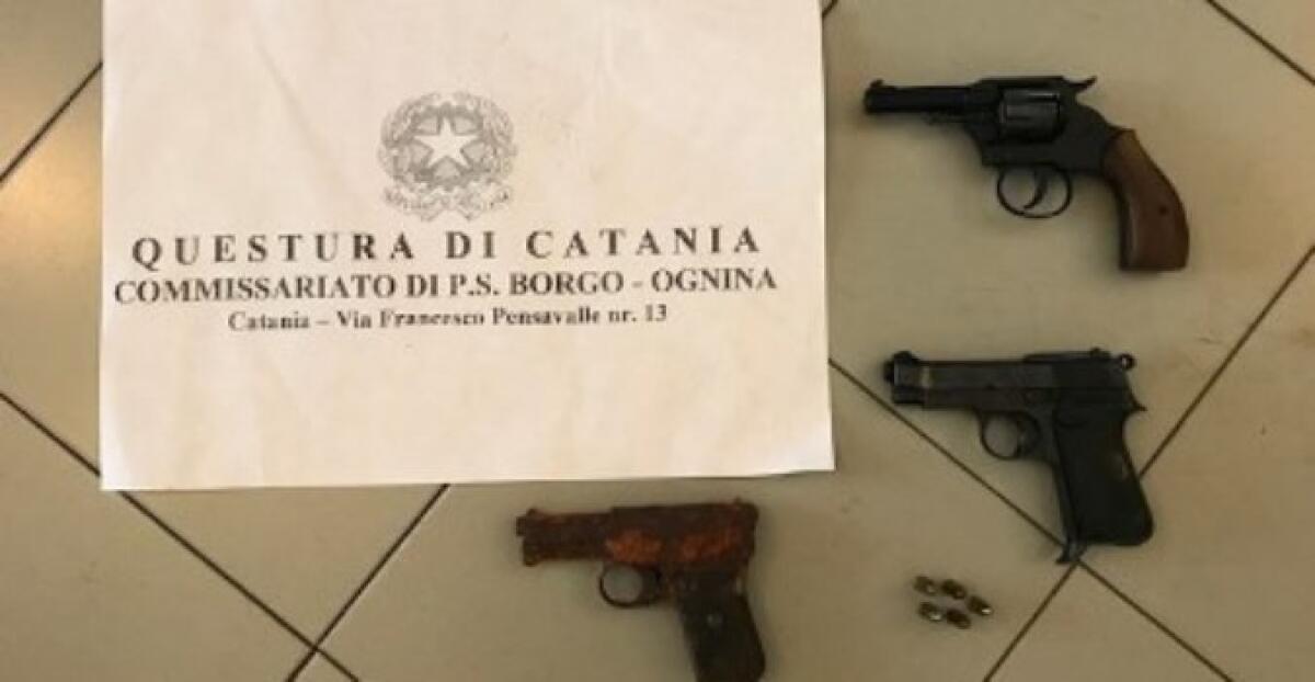 CATANIA: ARMI E MUNIZIONI SEQUESTRATE, TRE PERSONE INDAGATE - 