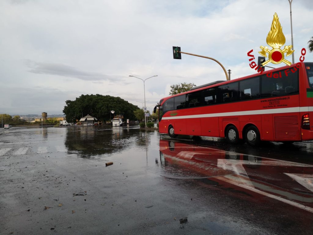 Piogge abbondanti e vento: il maltempo colpisce la Sicilia
