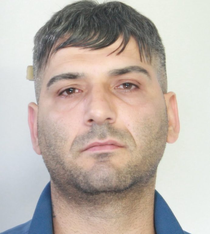 FURTO DI AUTO CON ‘CAVALLO DI RITORNO’, ARRESTATI 2 UOMINI